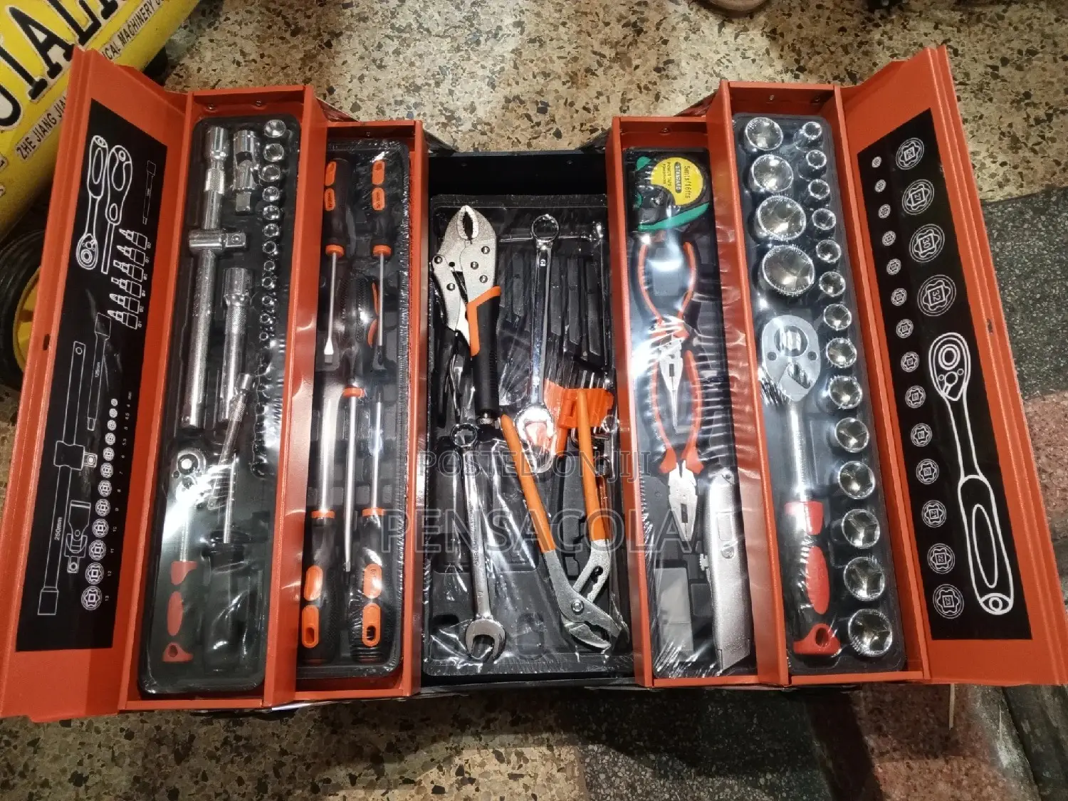 Tool Box With 85pcs