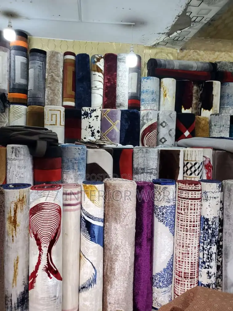 Center Carpets