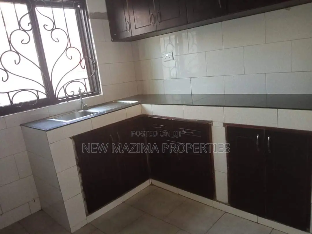 3bdrm Bungalow in Matuga Town, Division A for sale
