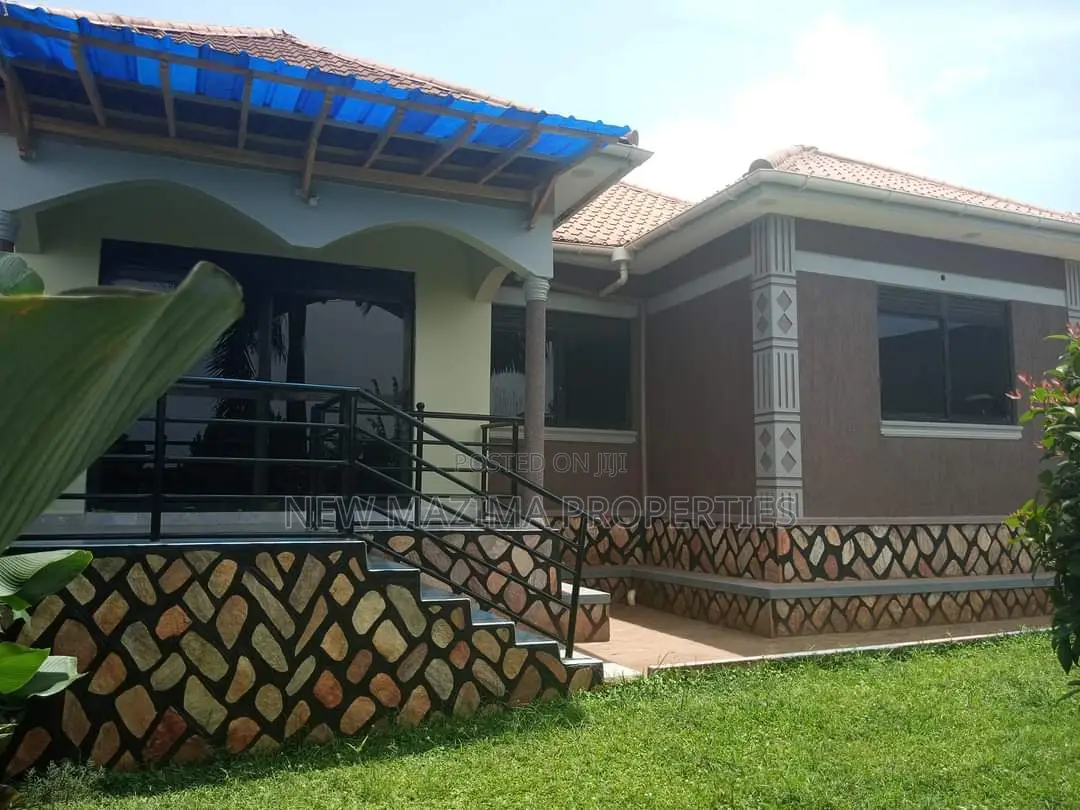 3bdrm Bungalow in Matuga Town, Division A for sale