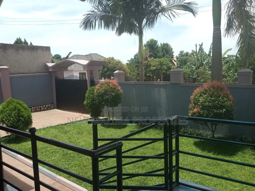 3bdrm Bungalow in Matuga Town, Division A for sale