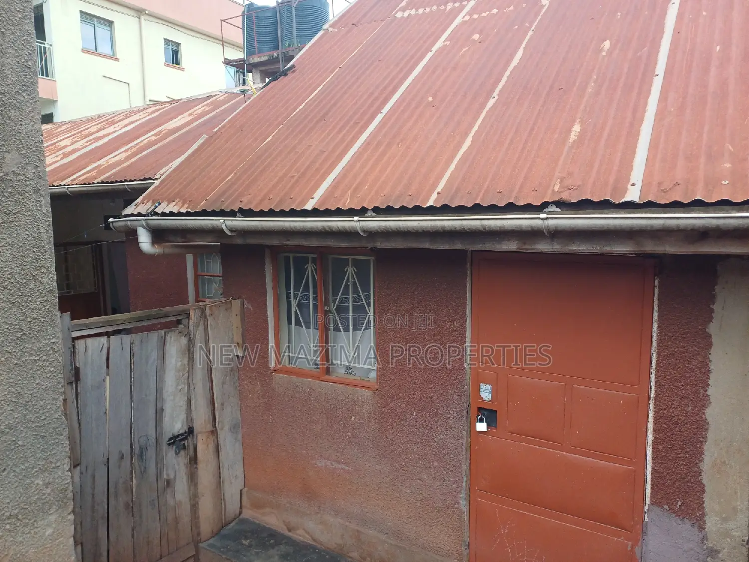 3bdrm House in Konge Buziga, Division A for sale