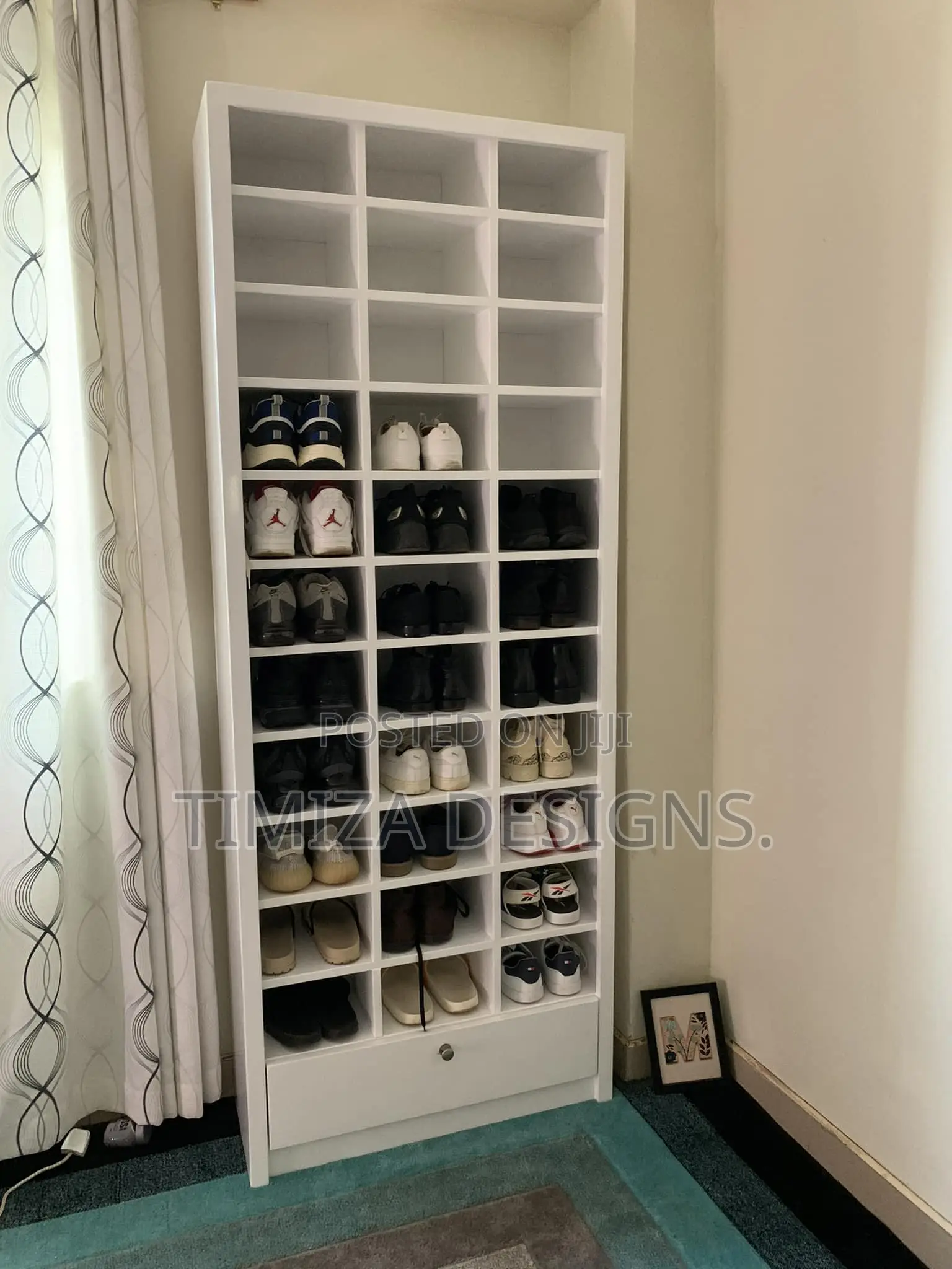 Nice White Shoerack