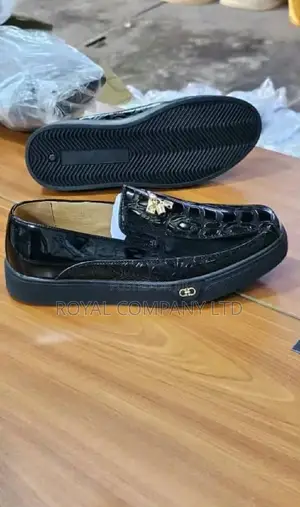 Black Plain Shiny Super Luxurious Leather Loafers