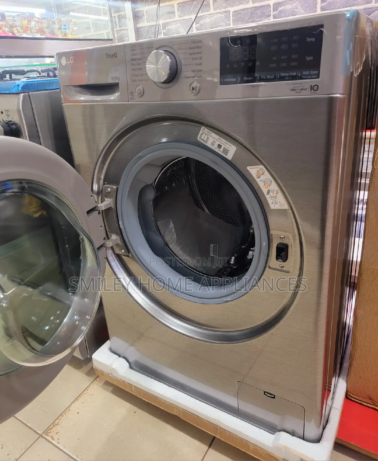 LG Washing Machine Frontloader 10kgs in Central Division Home