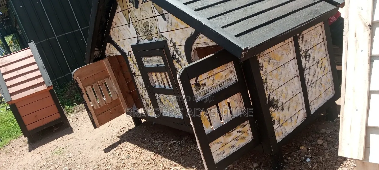 3 Door Kennel for Dogs