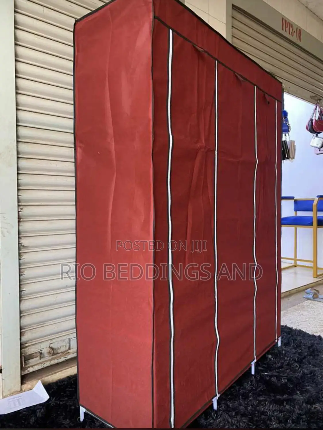 Metallic Wardrobe With Three Columns