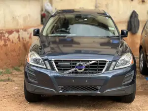 Volvo XC60 2011 Gray