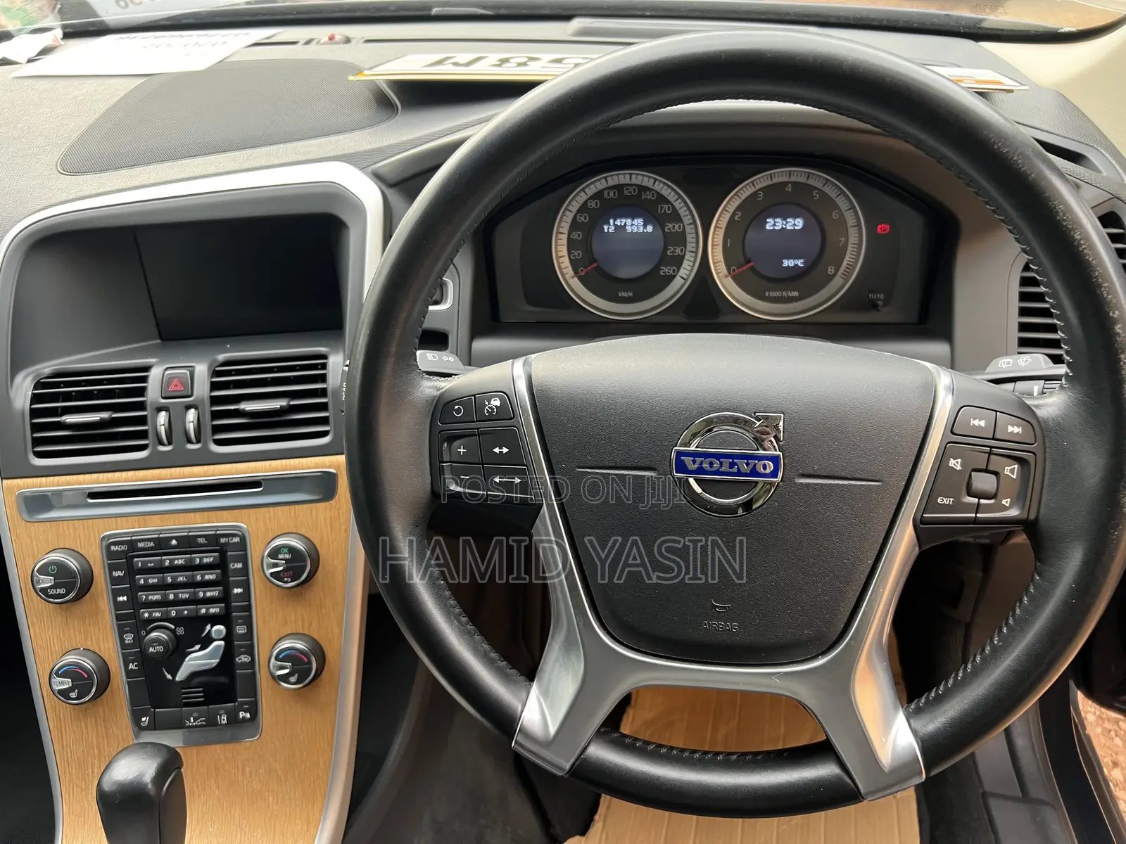 Volvo XC60 2011 Gray