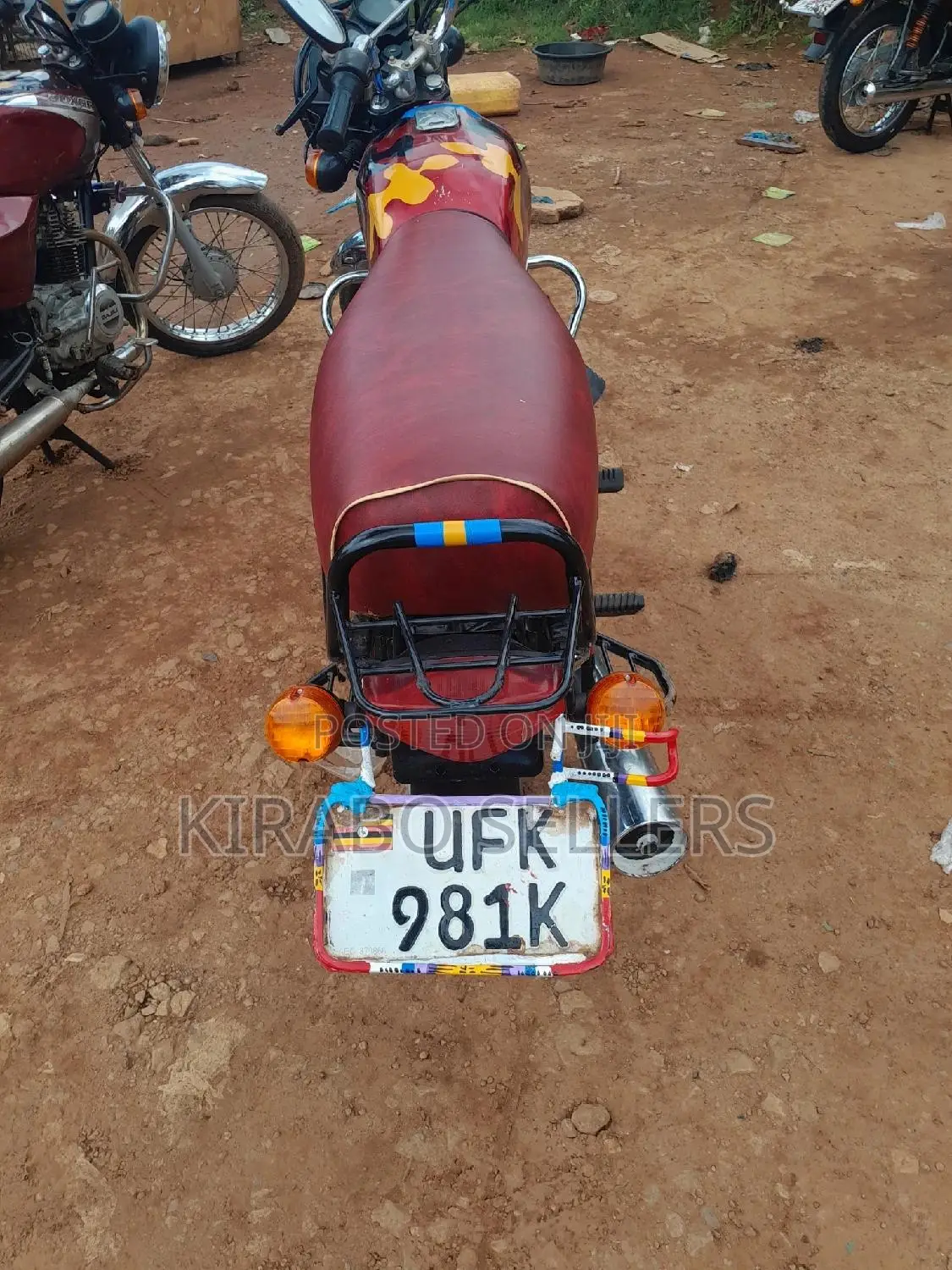 Bajaj Boxer 100 2023 Red