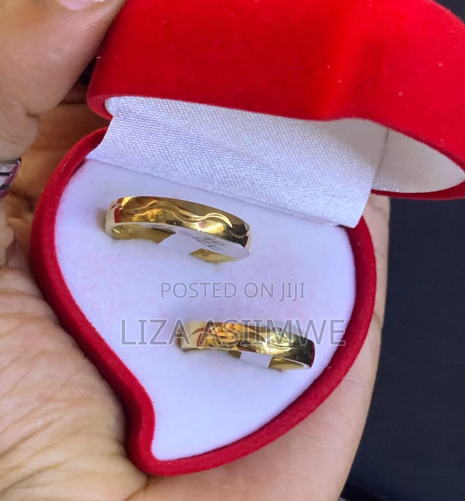 Couple Wedding Rings Available at a Good Price