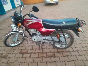 New Bajaj Boxer 100 2020 Red