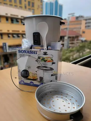 New Arrival Sonashi Rice Cooker 2.8ltrs