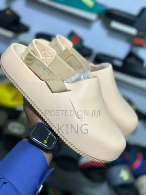 Nike Calm Mule Clog. Unisex