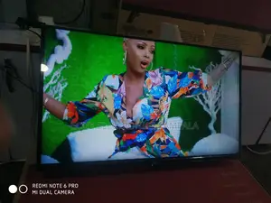LG LED TV 32 "Inch