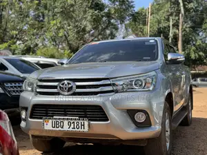 Toyota Hilux 2018 Gray