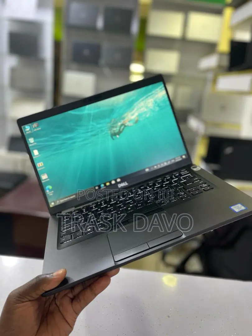 Laptop Dell Latitude 5401 16GB Intel Core I7 SSD 512GB
