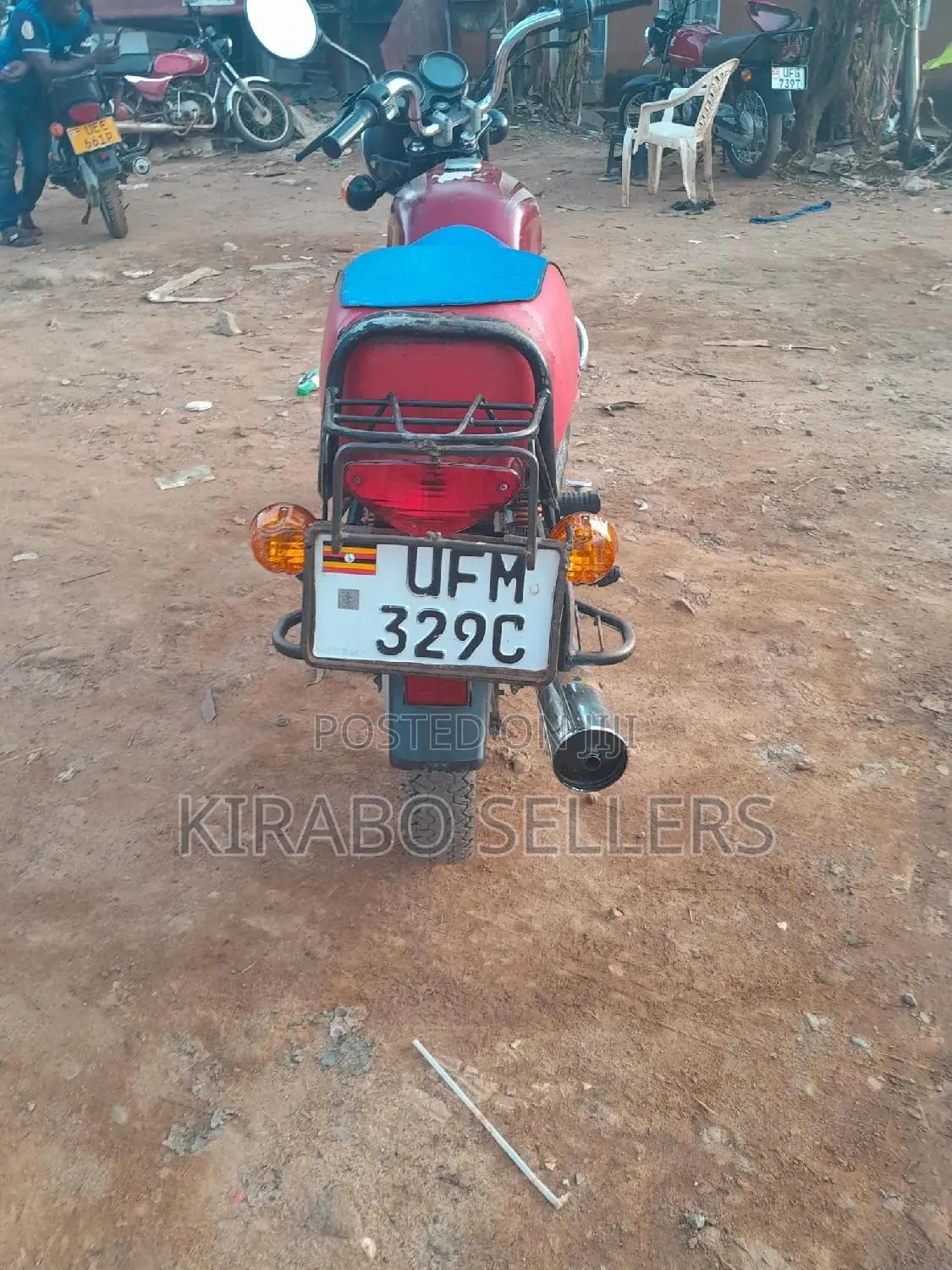 New Bajaj Boxer 100 2023 Red