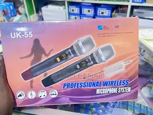 UK 55 Professional Wireless Microphone