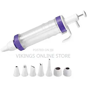 Dessert Decorator Plus Cake Decorating/ Icing Tool Set