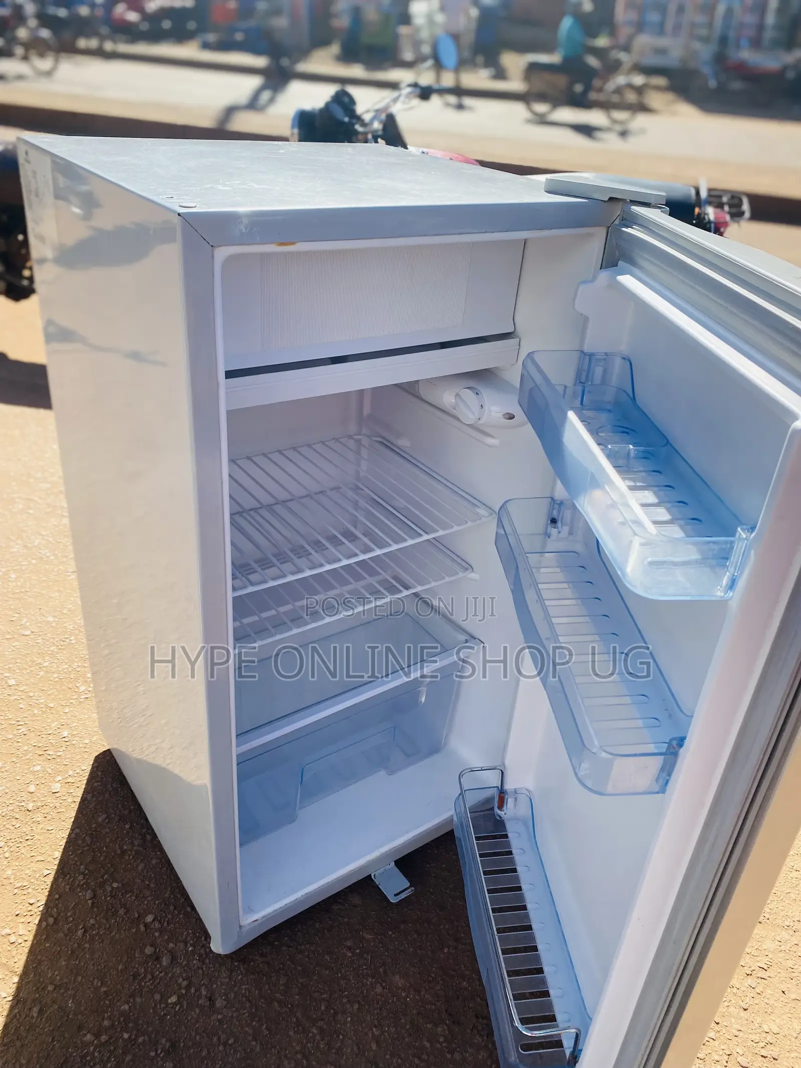 Adh Single Door Fridge 943