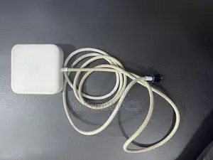 24-Inch M1 iMac Power Adapter USED