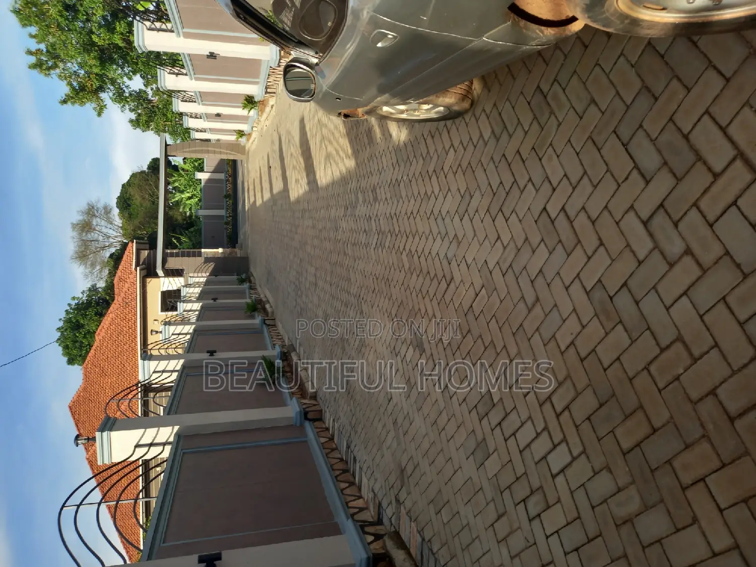 Furnished 5bdrm House in Kira, Central Division for sale