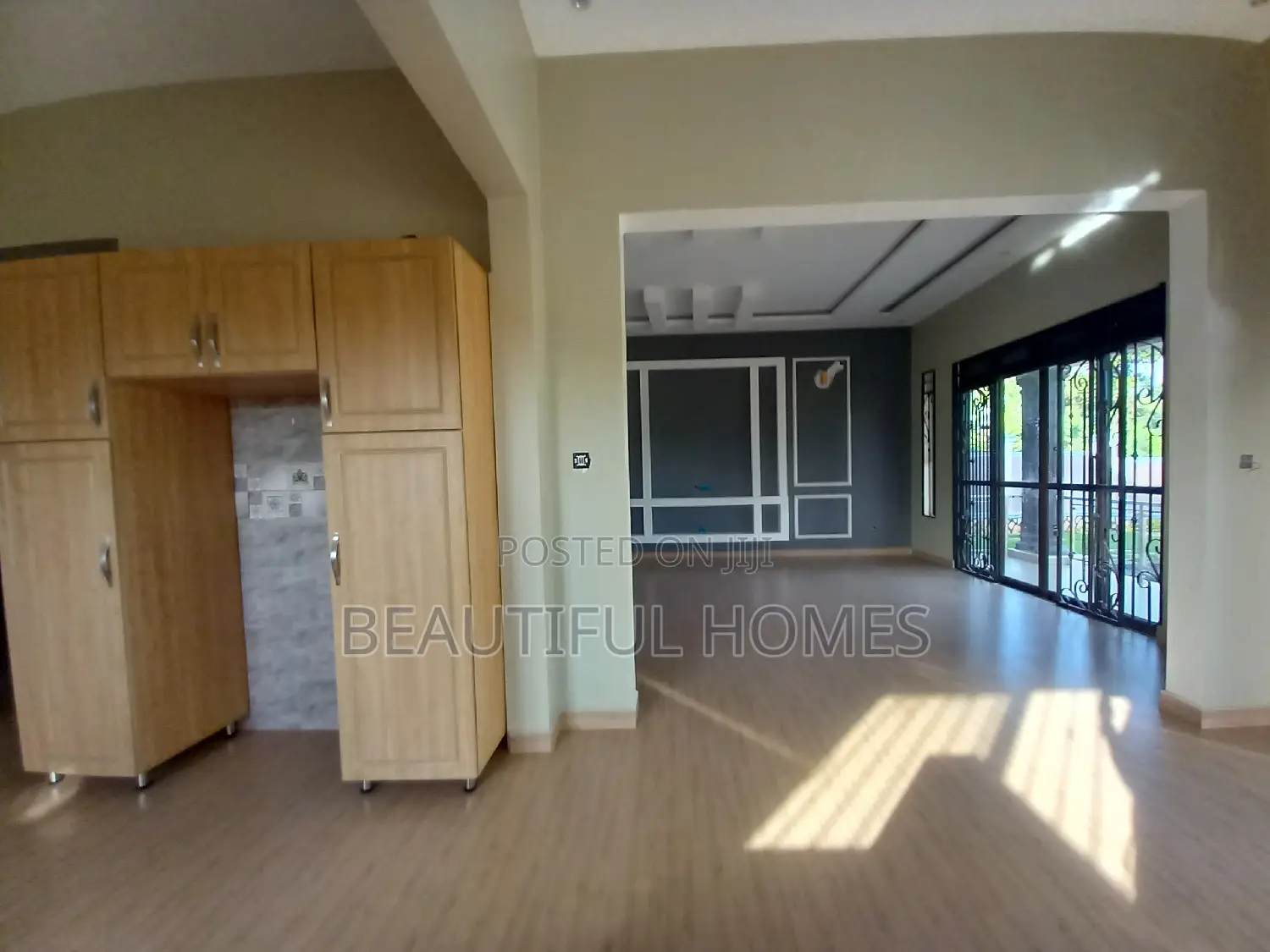 Furnished 5bdrm House in Kira, Central Division for sale