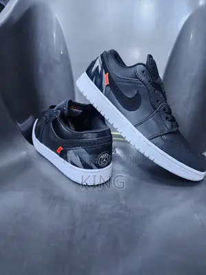 Nike SB Dunk Low Otomo Katsuhiro
