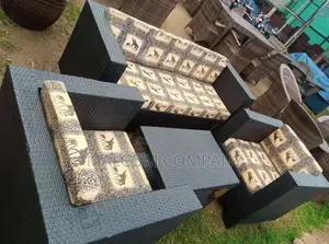 Crafted Garden Chairs With Cushions