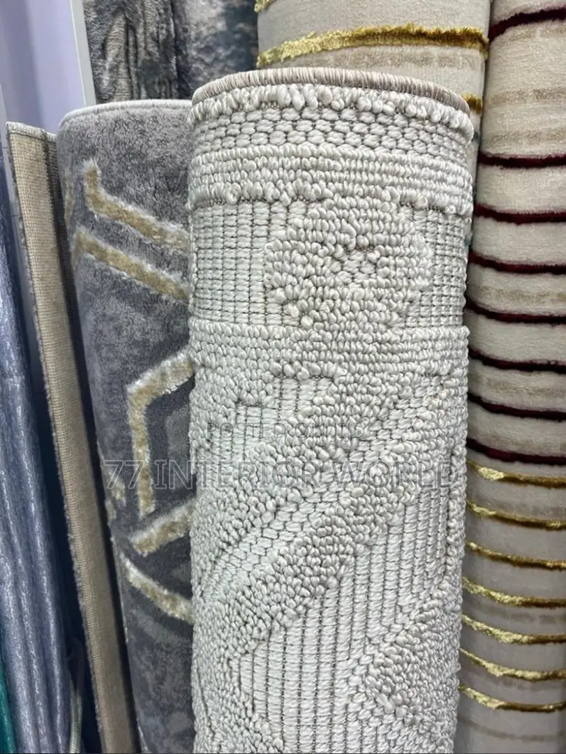 Center Carpets