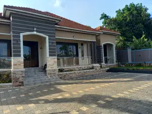 Furnished 5bdrm Bungalow in Kira Mamerito Road for sale
