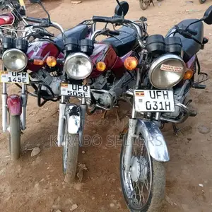 New Bajaj Boxer 100 2023 Red