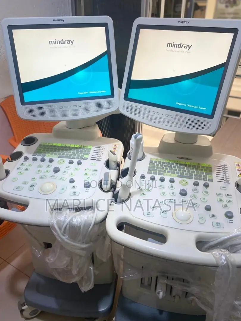 High End 4D Ultrasound Scan With 3probes en a Color Doppler