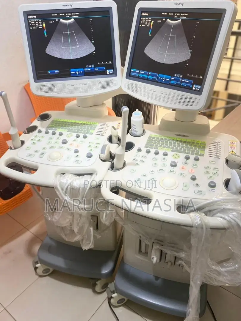 High End 4D Ultrasound Scan With 3probes en a Color Doppler