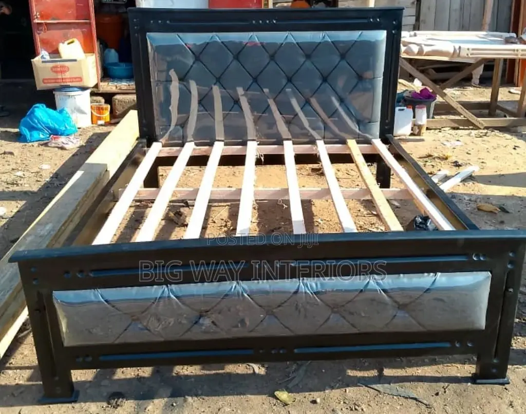 5*6 Gray Leather Bed B21