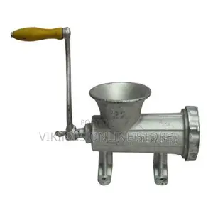 Hand Operated Meat Mincer Size 8 Silver