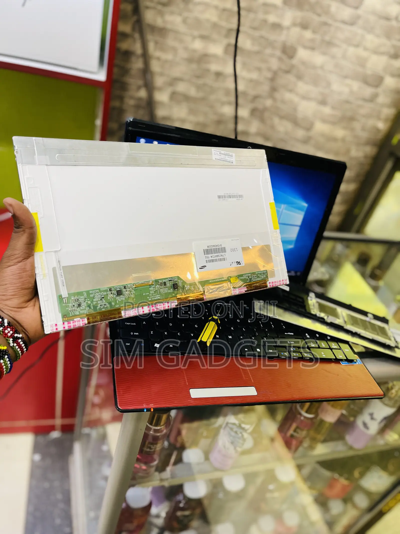 Laptop Screen Replacement. All Types