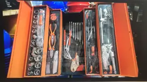 Tool Set With Metal Box 85 Pieces