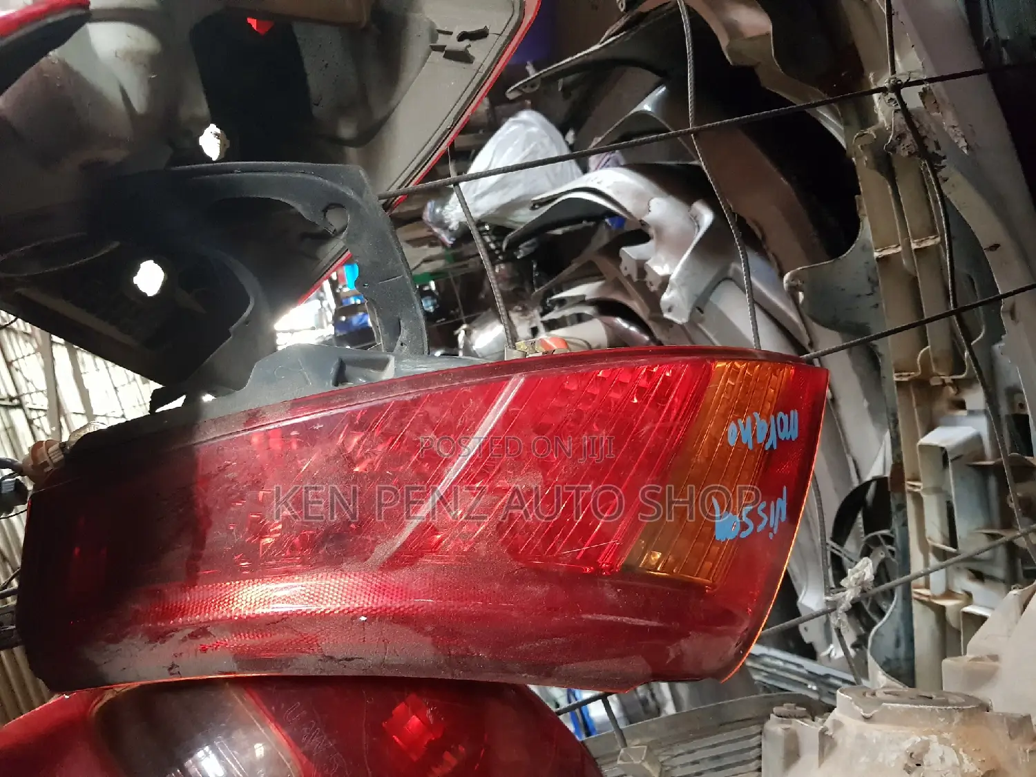 Nissan Murano Taillamps 2004