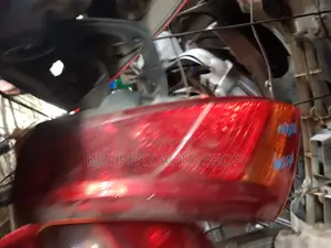Nissan Murano Taillamps 2004