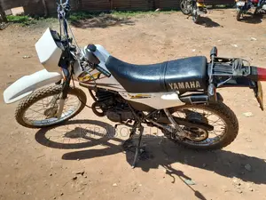Yamaha DT 175 2019 Red
