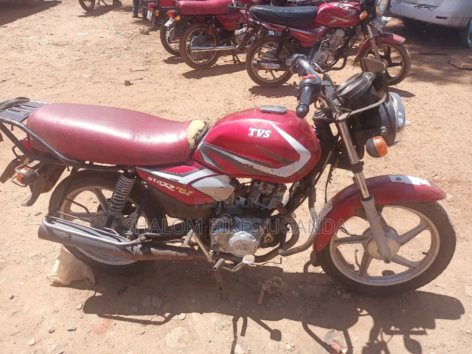 TVS HLX 125 2022 Red