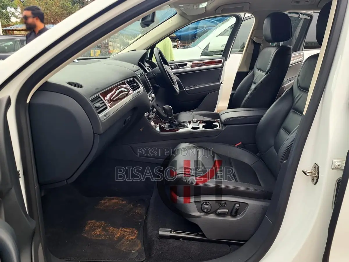Volkswagen Touareg TDI Executive AWD 4MOTION 2015 White