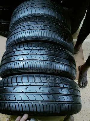 195/60r16 Toyo Japan for Mark X.