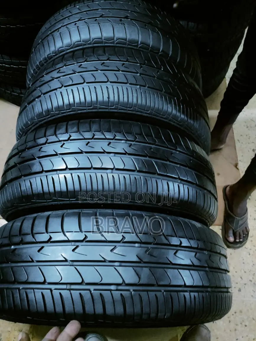 195/60r16 Toyo Japan for Mark X.