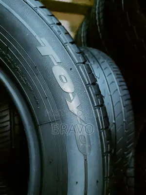 195/60r16 Toyo Japan for Mark X.