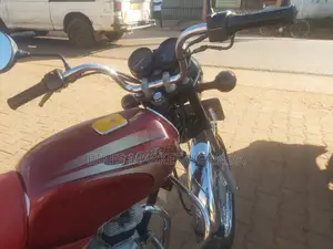 Bajaj Boxer 2023 Red