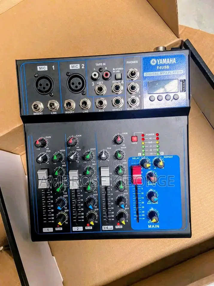Digital 4-Channel USB Mixing Console Effects Processor Mixer