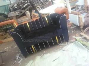 2 Seater in Black